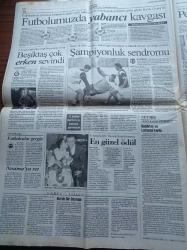 Cumhuriyet Gazetesi - 22 Mayıs 2003 - Sürgünün 139. Yılında Çerkesler Yazı Dizisi - Futbolumuzda Yabancı Kavgası - Galatasaraylı Ârif Erdem'den Centilmenlik Mesajı - 3. Uluslararası Akdeniz Karikatür Yarışması - Uludağ'da Tarikat Villaları - Neşter Operasyonu İddianamesi - Yeni Cumhuriyet Başsavcısı Nuri Ok Dokunulmazlıklar Sınırlandırılmalı - Nuri Bilge Ceylan'ın Uzak Filmi Cannes'da Ödüle Yakın - Sözde Ermeni Soykırımı - Bush Savaş İçin Halkını Kandırdı
