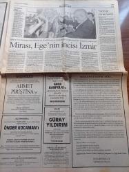 Cumhuriyet Gazetesi - 17 Haziran 2004 - Leyla Zana'dan Şehit Ailesine Ziyaret - Hayatını Kaybeden İzmir Büyükşehir Belediye Başkanı Ahmet Piriştina'ya Devlet Töreni - Yaşar Büyükanıt Sinsi İrticayla Mücadele Sürecek - Mehmet Okur Tarihe Geçti - İstanbul'da NATO Eylemleri - Rüşvetin Saklandığı Ev Aranamıyor - Neşter 2 Operasyonu