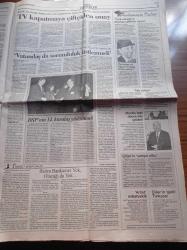 Cumhuriyet Gazetesi - 29 Kasım 1999 - Naim Süleymanoğlu Yüzyılın Haltercisi - Ahmet Taner Kışlalı - Rüştü Asyalı - Nazım Hikmet Kuvayı Milliye Destanı - Server Tanilli Solu Olmayan Toplum Sorunlu - ETA Ateşkesi Bozdu - Yargıtay Başkanı Sami Selçuk'un Ayetli Kararı - Galatasaray Lider Oldu - Rusya PKK'yı Kullanıyor