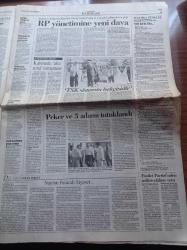 Cumhuriyet Gazetesi - 26 Ağustos 1998 - İonna Kuçuradi Uluslararası Felsefe Kurumları Federasyonu Başkanı Seçildi - Uğur Mumcu Cinayetinde Alaattin Çakıcı'nın İzi - Mehmet Eymür - Tansu Çiller'e Borsada Protesto - Süleyman Demirel ve Bu Tansu Çiller Döneminden Görev Yapan Mehmet Ali Yılmaz Nafiz Kurt Ve Ömer Barutçu Suçlanıyor - İşçi Partisi - CIA Kirli İlişkilerin Arkasında- Refah Partisi İçin Yeni Dava
