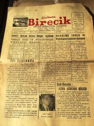 ŞANLI URFA - Kalkınan BİRECİK -  HAFTALIK SİYASİ MÜSTAKİL GAZETE  HALKIN SESİ HAKKIN  SESİDİR - YEREL TAŞRA BASINI  -22  Ağustos 1967- yıl :1 SAYI :28 - Adalet Bakanı  Hasan Dinçer  Açıkladı - Temel  Hak ve Hürriyetler Tasarısı  Hazır -İyi Teşebbüs   Av . İbrahim ÖZKAN - MENDERES  ZORLU  ve  Polatkanın- kabirleri  duruyor -Zirai - konular  : ASMA AĞUSTOS BÖCEĞİ-  İLAN - BİRECİK lİSESİ MÜDÜRLÜĞÜNDEN -ilan -YİTİK -GÖZLERİN mehmet KONAR -İLAN -MEMUR  VE DAĞITICI ALINACAKTIR-