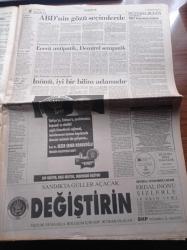 Cumhuriyet Gazetesi - 18 Ekim 1991 - Seçim Finali İstanbul'da - Refah Partisi Milletvekilleri Yüksekkaldırım'da Genelev Önünde Siyaset - Fahriye Abla - Müjde Ar - Nobel Ödüllü Udi Coase - PKK İstanbul'da Saldırdı