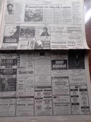 Cumhuriyet Gazetesi - 18 Ekim 1991 - Seçim Finali İstanbul'da - Refah Partisi Milletvekilleri Yüksekkaldırım'da Genelev Önünde Siyaset - Fahriye Abla - Müjde Ar - Nobel Ödüllü Udi Coase - PKK İstanbul'da Saldırdı