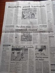 Cumhuriyet Gazetesi - 4 Ağustos 1997 - Atina'da Yapılan Dünya Şampiyonası 100 Metre Finali - Yılın En İyisi Maurce Green - Sıcakta Maç Oynatmak Cinayet - Bülent Ecevit Köktendincilerin Mali Kaynaklarının Ortaya Çıkarılacağını Açıkladı - Mir Uzay İstasyonu - 2000'lerin Komutanı Belirlendi - Vali Kutlu Aktaş Kaçak Kuran Kursları Kapatılacak - İslamcı Yazar İsmail Nacar İmam Hatipler İslama Aykırı