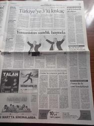 Cumhuriyet Gazetesi - 7 Mart 2004 - Fenerbahçe Başkanı Aziz Yıldırım'dan Sadettin Saran'a Savaş - Fethullah Gülen'in Serüveni Yazı Dizisi - Grup Yorum'un Eski Solisti Gülbahar - Funda Arar - İlk İnsana Ait Dişler Bulundu - Emekçilerden Başbakan Recep Tayyip Erdoğan'a Protesto - Madenler Mercek Altında - Basın Özgürlüğü Kalmadı - Deniz Baykal - Masum Türker - Yunanistan'da Seçim Heyecanı