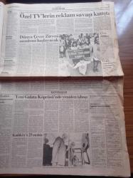 Cumhuriyet Gazetesi - 25 Nisan 1992 - Futbolumuzun Bir Numarası Rıdvan Dilmen - Basın Sepp Piontek'i Yine Kızdırdı - Cuma Namazı Sonrası Bosna Hersek İçin Gösteri - Süleyman Demirel Yollar Yürümekle Aşınmaz - İsteyen 1 Mayıs'ta Neyi Kutlamak İstiyorsa Kutlasın - 6 Mayıs Davası Sorgulanıyor - Deniz Gezmiş - Turgut Özal
