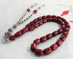 HARELİ KıRMıZı OSMANLI BeNZeTMe 33 LüK SIKMA KEHRİBAR TESBİH.......7,5x10,5mm