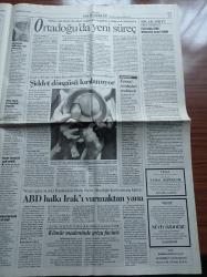 Cumhuriyet Gazetesi - 21 Haziran 2002 - IMF Ve Kemal Derviş Pamukbank Kararını Yerinde Bulurken Devirle İlgili Olarak Farklı İddialar Ortaya Atıldı - Ölüm Cezası Tartışmaları - Kudüs'te İntihar Saldırısı - Necmettin Erbakan Ve Helmut Kohl Oy Pazarlığı - Türk Taleban Ali Üzüm 11 Eylül'ü Biliyorduk - Bülent Ecevit'e Doktor Yasağı - Kabil'in Güvenliği Mehmetçik'e Emanet - Türkiye'nin Suriye İle Askeri Anlaşmalar İmzalaması Bölgeyi De Etkileyecek- Ulusal Takım - Nihat Kahveci - Final Gibi Maç Brezilya İngiltere