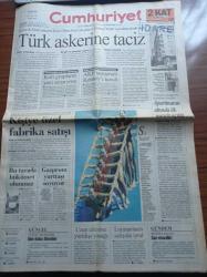 Cumhuriyet Gazetesi - 18 Temmuz 2003 - Ulkerspor - Fransa Bisiklet Turu - Tenisin Ve Dekoltenin Kraliçesi Serena Williams - Bu Kez De Alman Askerleri Kosova Barış Gücü'nde Görevli Yüzbaşı Orkun Özeller'i  Gözaltına Almak İstedi - SEKA Balıkesir'in Satışı Yeniden Sorgulanıyor - Apartmanın Altında İlk Mescit Açıldı - Recep Tayyip Erdoğan'a Sert Yanıt - Uzan Ailesine Yurtdışı Yasağı - Kürt Grupların Yeni Senaryosu