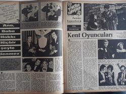 Ses Haftalık Aktüalite Sinema Tiyatro Müzik ve Gençlik Mecmuası Dergisi - 20 Mayıs 1972 - Sayı:21 - Fatma Girik - Ayhan Işık - Türkan Şoray - Mine Mutlu - Ekrem Bora - Öztürk Serengil - Leyla Sayar - Orhan Günşiray - Münir Özkul - Hülya Koçyiğit - Yeşim Okçugil - Zeynep Değirmencioğlu - Neriman Tüfekçi - Cem Karaca - Emel Sayın - Barış Manço - Zeki Müren - Esin Afşar - Faruk Yener - Muhittin Sadak - Yalçın Tura - OMO Deterjan Reklamı - Kerime Nadir - Jirair Aslan - Erdo Vatan - Meral Onuk - Şükran Güngör - Pekcan Koşar - Yıldız Kenter - Gary Cooper - Kartal Tibet - Yıldırım Gencer - Ülkü Özen - Necati Er - Kadir Savun - Ahmet Mekin - Okuyucunun Sesi - AEG Buzdolabı Reklamı - Dergi Tam Değildir Sadece 24 Sayfası Mevcuttur