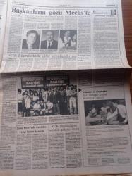 Güneş Gazetesi - 25  Ağustos 1991 - Lenin 74 Yıl Sonra Devrildi - Bakırköyspor Galatasaray'ı Dağıttı - Fatih Altaylı - Tanju Çolak Ve Hülya Avşar Arasında Eskiyen Aşk Bitti - Sovyetlerde Karşı Devrim - Turgut Özal Erken Seçim Yarışında -  İzmir Fuarı'nda Kurdelayı Erdal İnönü Kesecek