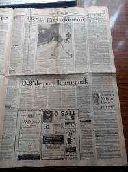 Cumhuriyet Gazetesi - 17 Haziran 1997 - Laboratuvardan Çıkan Şampiyon Serap Aktaş - Beşiktaş Gordon Milne'ı Bekliyor - Yargıda Sürgün Depremi - Deniz Baykal - Mesut Yılmaz - Bülent Ecevit - Refah Partisi'nden Orduya İrtica Eleştirisi - Refah Partili Oğuzhan Asiltürk Türk Silahlı Kuvvetleri'nin Söylemi Marksist - Bulutsuzluk Özlemi Yaygara Çıkardı - D 8'in Çekincesi Türkiye