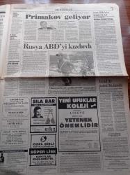 Cumhuriyet Gazetesi - 27 Ağustos 1997 - Galatasaray Beşiktaş Şampiyonlar Ligi'ne Doğru - Hüsrev İsfendiyaroğlu Dünya Gitar Festivali'nde Türkiye'yi Temsil Edecek - Necmettin Erbakan'ın Yurtdışında Olduğu Öne Sürülen Hesapları İçin Soruşturma - Devlet Güvenlik Mahkeme'sinde Soruşturulan İddialar- Bergamalılar Boğaz Köprüsü'nde Siyanür Eylemi Yaptı - Serveti Dubai 'de- Büyük Taarruz'un 75. Yıldönümü