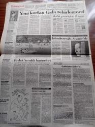 Cumhuriyet Gazetesi - 27 Ağustos 1997 - Galatasaray Beşiktaş Şampiyonlar Ligi'ne Doğru - Hüsrev İsfendiyaroğlu Dünya Gitar Festivali'nde Türkiye'yi Temsil Edecek - Necmettin Erbakan'ın Yurtdışında Olduğu Öne Sürülen Hesapları İçin Soruşturma - Devlet Güvenlik Mahkeme'sinde Soruşturulan İddialar- Bergamalılar Boğaz Köprüsü'nde Siyanür Eylemi Yaptı - Serveti Dubai 'de- Büyük Taarruz'un 75. Yıldönümü