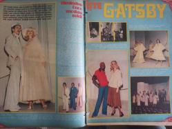 Ses Haftalık Aktüalite Sinema Tiyatro Müzik ve Gençlik Mecmuası Dergisi - 12 Nisan 1975 - Sayı:15 - Hakan Balamir - Tarık Akan - Necla Nazır - Ateş Böcekleri - Mine Mutlu - Ali Poyrazoğlu - Türkan Şoray - Hülya Koçyiğit - Sevda Ferdağ - Mehmet Keskinoğlu - Arzu Okay - Mete İnselel - Filiz Akın - Fatma Girik - İlhan Daner - Sermet Serdengeçti - Tugay Toksöz - Metin Erksan - İşte Gatsby haberi - Orkid PEd Reklamı - Clark Gable - Helmut Berger - Sydne Rome - Leman Çıdamlı - Sevda Aydan - Fatih ORbay - Yurdakul Kabasakal - Tülay Kopkiman - Rock Hudson - Pembe Panter - Rezzan Bosun - Rengin Atalay - Esin Şentürk - Mine Veral - Nilgün Tanrıverdi - Elidor Saç Kremi Reklamı - Lux Sabun Reklamı - Ajda Pekkan - İzin Filmi - Haşhaş Filmi - Kamuran Yüce - Güler Ökten - Candan İsen - Uğur Say - Müşfik Kenter - Yıldız Kenter - Şükran Güngör - OMO Deterjan Reklamı - Akbank Reklamı - Dergi Tam Değildir Sadece 26 Sayfası Mevcuttur