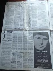 Cumhuriyet Gazetesi - 8 Nisan 2002 - Galatasaray Karadeniz'de Firesiz - Aziz Yıldırım - Yıldırım Demirören - Ariel Şaron Bush'a Operasyonu En Çabuk Biçimde Bitireceğiz Sözünü Verdi - Yaser Arafat'a Işık İçin Bir Dakika Karanlık - Savaş Gibi Aşiret Kongresi - PKK'nin Silahları İran'dan - ABD'deki Yahudi Ve Filistinliler İnternette İsrail'in Uyguladığı Şiddete Karşı Çıkıyor