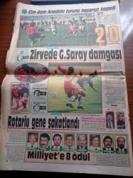 Milliyet Gazetesi - 2 Nisan 1992 - Kenan Evren'in Anıları Yazı Dizisi - Öldü Söylentileri Kemal Sunal'ı Bezdirdi - Orgeneral Doğan Güreş Kararlıyız - Süleyman Demirel Dünya Türkiye'yi Anlama İstidadında- ANAP'lı Melike Hasefe Yaşını Sakladı - Barzani Atakule'de Vakit Öldürdü - PKK Şehir Sorumlusu Ali Dalga Teslim Oldu