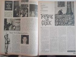 Ses Haftalık Aktüalite Sinema Tiyatro Müzik ve Gençlik Mecmuası Dergisi - 28 Mart 1964  - Sayı:14 - Belgin Doruk - Claudia Cardinale - Elizabeth Taylor - Richard Burton - Eddie Fisher - Metin Erksan - Şevket Rado - Toprak ve Çiçek haberi - Suzanne Pleshette - Troy Donahue - Fikret Hakan - Neşecan Paşmak - Lale Sarı - Claudia Cardinale - Rita Hayworth - Şeytan Ruhlu Kadın fotoromanı - Gregory Peck - Sara Korle - Nisan 1964 Takvimi - Ay Yıldız Sütyen Reklamı - Evrim Fer - An Frank'ın Hatıra Defteri filmi - Mavi Melek filmi - Oktay Menteş - Yabancı fotoromanı - Sammy Davis - İsmet Sıral - Pattie Boyd - Vasfi Uçaroğlu - Stan Getz - Cool Caz - Caterina Valente - Melih Vassaf - Şirin Devrim - Tunç Yalman - Ergün Köknar - Necmi Oy - Uluer Süer - Agah Hün - Zihni Küçümen - David Pursley - Her Şey Bir Anda Oldu fotoromanı - Bomba Gibi Kız filmi - Türkan Şoray - İzzet Günay - Sadri Alışık - Orhan Aksoy fotoğraf ve haberi - Dergi Tam Değildir Sadece 28 Sayfası Mevcuttur