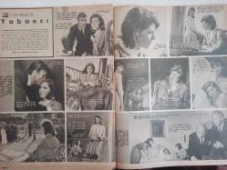Ses Haftalık Aktüalite Sinema Tiyatro Müzik ve Gençlik Mecmuası Dergisi - 28 Mart 1964  - Sayı:14 - Belgin Doruk - Claudia Cardinale - Elizabeth Taylor - Richard Burton - Eddie Fisher - Metin Erksan - Şevket Rado - Toprak ve Çiçek haberi - Suzanne Pleshette - Troy Donahue - Fikret Hakan - Neşecan Paşmak - Lale Sarı - Claudia Cardinale - Rita Hayworth - Şeytan Ruhlu Kadın fotoromanı - Gregory Peck - Sara Korle - Nisan 1964 Takvimi - Ay Yıldız Sütyen Reklamı - Evrim Fer - An Frank'ın Hatıra Defteri filmi - Mavi Melek filmi - Oktay Menteş - Yabancı fotoromanı - Sammy Davis - İsmet Sıral - Pattie Boyd - Vasfi Uçaroğlu - Stan Getz - Cool Caz - Caterina Valente - Melih Vassaf - Şirin Devrim - Tunç Yalman - Ergün Köknar - Necmi Oy - Uluer Süer - Agah Hün - Zihni Küçümen - David Pursley - Her Şey Bir Anda Oldu fotoromanı - Bomba Gibi Kız filmi - Türkan Şoray - İzzet Günay - Sadri Alışık - Orhan Aksoy fotoğraf ve haberi - Dergi Tam Değildir Sadece 28 Sayfası Mevcuttur