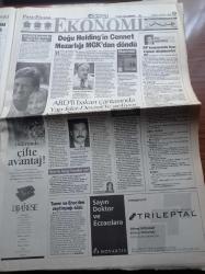 Hürriyet Gazetesi - 18 Ocak 1998 - Pascal Nouma Beşiktaş'a Geliyor - Süleyman Seba - Refah Partisi Kapatıldı Yaşasın Yeni Refah Partisi - Grup Vitamin'in Ünlü Üyesi Gökhan Semiz Trafik Kurbanı - Yargıtay Başsavcısı Vural Savaş Yeni Partiye de Kapama Gelir - Recep Tayyip Erdoğan - Necmettin Erbakan - Parsadan Davası -  Tansu Çiller - Zeki Müren - Safiye Ayla