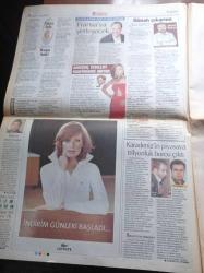 Hürriyet Gazetesi - 16 Ocak 2005 - Galatasaray Schalke 04 Önünde Hem Futbolu Hem Taraftarı İle Şov Yaptı - - Beş Damada Gerdek Cezası -Devlet Bahçeli Haliç'ten Haç Çıkarmak İstanbul'u Konstantinopolis Yapmak İstemektir - Meslek Lisesi Bedduası - Başbakan Recep Tayyip Erdoğan KKTC'ye Mali Yardım Kararı Uygulansın - Başbakan Recep Tayyip Erdoğan'a Yumurta Topuk Ayakkabı Hediye Edildi - Öğretmenevinde Sille Tokat İçki Kavgası - Milli Eğitim Bakanı Hüseyin Çelik Bilgisayarsız Öğretmen Ve Okul Kalmayacak - Emine Erdoğan