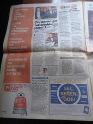 Hürriyet Gazetesi - 16 Ocak 2005 - Galatasaray Schalke 04 Önünde Hem Futbolu Hem Taraftarı İle Şov Yaptı - - Beş Damada Gerdek Cezası -Devlet Bahçeli Haliç'ten Haç Çıkarmak İstanbul'u Konstantinopolis Yapmak İstemektir - Meslek Lisesi Bedduası - Başbakan Recep Tayyip Erdoğan KKTC'ye Mali Yardım Kararı Uygulansın - Başbakan Recep Tayyip Erdoğan'a Yumurta Topuk Ayakkabı Hediye Edildi - Öğretmenevinde Sille Tokat İçki Kavgası - Milli Eğitim Bakanı Hüseyin Çelik Bilgisayarsız Öğretmen Ve Okul Kalmayacak - Emine Erdoğan