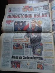 Hürriyet Gazetesi - 16 Ocak 2005 - Galatasaray Schalke 04 Önünde Hem Futbolu Hem Taraftarı İle Şov Yaptı - - Beş Damada Gerdek Cezası -Devlet Bahçeli Haliç'ten Haç Çıkarmak İstanbul'u Konstantinopolis Yapmak İstemektir - Meslek Lisesi Bedduası - Başbakan Recep Tayyip Erdoğan KKTC'ye Mali Yardım Kararı Uygulansın - Başbakan Recep Tayyip Erdoğan'a Yumurta Topuk Ayakkabı Hediye Edildi - Öğretmenevinde Sille Tokat İçki Kavgası - Milli Eğitim Bakanı Hüseyin Çelik Bilgisayarsız Öğretmen Ve Okul Kalmayacak - Emine Erdoğan