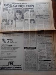 Hürriyet Gazetesi - 20 Mayıs 1988 - Derwall Tanju Çolak'a Gol Attırın - Feyyaz Uçar Süleyman Seba'nın Elini Öptü - Hürriyet'ten Halka Açık Konser - Bülent Ersoy - İbrahim Tatlıses - Sibel Can - Sezen Aksu - Otogara Bomba - Ünlü Alman Aktör Kurt Raab Aids'i Türk Gencinden Kaptım - Oflu İsmail İtalya'da Hesap Verecek - Turgut Özal