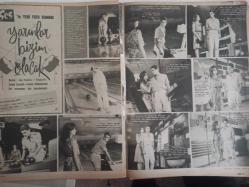 Ses Haftalık Aktüalite Sinema Tiyatro Müzik ve Gençlik Mecmuası Dergisi - 8 Mayıs 1965 - Sayı:19 - Gina Lollobrigida - Sezer Sezin - Tamer Yiğit - Gürel Ünlüsoy - Ajda Pekkan - Ediz Hun - Hülya Koçyiğit - Süleyman Turan - Selda Alkor - Tunç Okan - Ayfer Feray - Pervin Par - Rukiye Göreç - Halit Refiğ - Birsen Menekşeli - Fredric March - Yılmaz Gruda - Rock Hudson - Sadri Alışık - Sevda Ferdağ - Gökçen Kaynatan orkestrası - Sylvie Vartan - Leslie Caron - Warren Beatty - Çetin Köroğlu - İhsan Sanıvar - Ahmet Levendoğlu - Kartal Tibet - Begüm Sayko - Muhittin Yılmazer - Yapı ve Kredi Bankası reklamı - Robert Hossein - Marie France Pisier - Cennette buluşalım filmi fotoromanı - Pareja reklamı fotoğraf ve haberi - Dergi Tam Değildir Sadece 30 Sayfası Mevcuttur