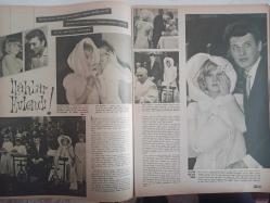 Ses Haftalık Aktüalite Sinema Tiyatro Müzik ve Gençlik Mecmuası Dergisi - 1 Mayıs 1965 - Sayı:18 - Dany Carrel - Anthony Perkins - Hüseyin Baradan - Ajda Pekkan - Gönül Yazar - Çocuk Yıldızı Yarışması haberi - Sylvie Vartan - Johnny Hallyday - Raquel Welch - Erich George - Glenn Ford - Orson Welles - Elizabeth Taylor - Romy Schneider - Ulvi Doğan - Linda Darnell - Haldun Dormen - Mae Murray - Paul Newman - Sophia Loren - David Niven - Münir Özkul - Michele Mercier - Giuseppe Orlandini - David Niven - Cumartesi Saat Dörtte fotoromanı - Marlon Brando - Elvis Presley - Brigitte Bardot - Greta Garbo - Shirley MacLaine - Maximilian Schell - Geraldine Chaplin - Charlie Chaplin - Tiyatro Dünyasından haberi - Burçin Oraloğlu - Covent Garden - Chubby Checker - Müzik Albümü haberi - Dave Clark - Barbara Ferris - Cahit Irgat - Yılmaz Güney - İkramiyeli Bulmaca fotoğraf ve haberi - Dergi Tam Değildir Sadece 24 Sayfası Mevcuttur