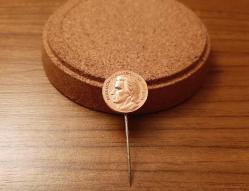 DOĞU ALMANYA KOMÜNİST DÖNEM FRIEDRICH -SCHILLER-UNIVERSITAT ROZETİ - MADALYA B9801