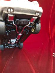 B M W  X5  3.0d  SUV DİREKSİYONU HAREKETLİ,DİECAST 1:25 ARABA + HEDİYELERİ(zippo çakmak ve mause ped)  239