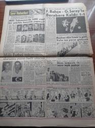 Hürriyet Gazetesi - 21 Eylül 1961 - Fenerbahçe Galatasaray Berabere Kaldı - Metin Oktay - Suat Manat - Cemal Gürsel Tahriklere Kapılmayın Dedi- Baba Vasiyeti Yüksel Menderes Aday Olmuyor -  Adalet Partisi'ne Göre Yuvarlak Masa Zabıtlarını Açıklamak Şart- Adnan Menderes - Fatin Rüştü Zorlu - Salim Başol Ankara'ya Gitti - Selim Soley CHP'den Çıkarıldı
