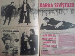 Pazar Aktüalite Sinema Tiyatro Mizah Mecmuası Dergisi Gazetesi - 25 Şubat 1972 - Sayı:805 - Türkan Şoray - Piraye Uzun - Nigar Uluerer - Mine Mutlu - İzzet Günay - İlhan Engin - Funda Ege - Okan Demir - Aynur Akarsu - Hülya Tuğlu - Okan Demir - Uğur Güçlü - Emel Yücel - Lobi Deterjan Reklamı - Mine Sun - Gülgün Erdem - Semra Yıldız - Engin Çağlar - Filiz Vural - Arzu Okay - Ülkü Ülker - Birsen Kaya - Abdurrahman Keskiner - Ahmet Mekin - Tursil Sabun Tozu Reklamı - Filiz Akın - Vedat Türkali - Mualla Sürer - Müşerref Tezcan - Kadir İnanır - Nubar Terziyan - Kadir İnanır - Müşerref Tezcan - Piraye Uzun - Hayati Hamzaoğlu - Tamer Yiğit - Feri Cansel - Nur Soylu - Aytekin Akkaya fotoğraf ve haberi - Tam Takım Dergi