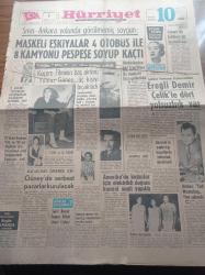 Hürriyet Gazetesi - 1 Temmuz 1965 - Koçero Filminin Baş Aktörü Yılmaz Güney Üç Kişiyi Bıçakladı - Lefter Küçükandonyadis - Fenerbahçe'de Satılık Oyuncu Yok - Zeki Müren Afişi - Suzan Sözen Hayatını Anlatıyor - YTP Genel Başkanı Ekrem Alican Sosyalizm Maceracıları Komünizme Götürür Dedi - Türkiye İşçi Partisi Genel Başkanı Mehmet Ali Aybar