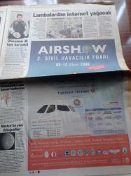 Hürriyet Gazetesi - 9 Ekim 2008 - Mustafa Denizli Sergen Yalçın El Ele - PKK'nın Dış İlişkiler Sorumlusu Ahmet Gülabi Dere'ye Yunanistan İkamet Vermiş - Diyarbakır Şehir Merkezinde Polise Saldırı 5 Şehit 19 Yaralı -  Aktütün Saldırısından Hava Kuvvetleri Komutanı Aydoğan Babaoğlu'nun Haberi Yokmuş - Deniz Feneri Davası - Deniz Baykal