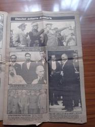 Hürriyet 10 Kasım Özel Gazetesi - Resimlerle Atatürk - Kılıç Kuşandığı Gün - Çöllerden Unutulmaz Anılar - Kurtuluş Savaşı'mızın Büyük Önderi - Türk Arap Dostluğu - Ürdün Kralı Emir Abdullah - Atatürk'ün En Yakın Arkadaşı İsmet İnönü - Ve Düşmanı Denize Döktükten Sonra -  Halk Adamı Atatürk - Küçük Çocuk Ülkü Çocuk Sevgisinin Simgesiydi - Krallar Onunla Tanışmak İstiyordu - Ankara Palas - İran Şahı Rıza Pehlevi - Türk Kadını Ona Çok Şey Borçludur - Eşi Latife Hanımla - Ve Ölüm Sadece Onun Naçiz  Vücudunu Aramızdan Ayırabildi