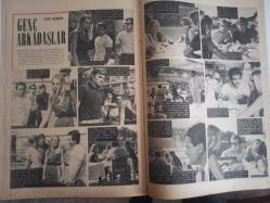 Pazar Aktüalite Sinema Tiyatro Mizah Mecmuası Dergisi Gazetesi - 25 Aralık 1965 - Türkan Şoray - Rüçhan Adlı - Eşref Kolçak - Gülbin Eray - Yılmaz Duru - Hülya Koçyiğit - Cüneyt Arkın - Beleş Osman - Ali Şen - Ekrem Bora - Orhan Günşiray - Sevda Ferdağ - Tanju Gürsu - Fatma Girik - Vahi Öz - Sadri Alışık - Bülent Oran - Sefa Önal - Sadık Şendil - Rita Cadillac - Hava Güzeldi Tarabya Sırtlarında haberi - Aşk Rüyası haberi - Tanju Gürsu - Nuray Uslu - Ruhsan Çınar - Tülin Elgin - Aşk Güzel Şey haberi - Genç Arkadaşlar fotoromanı - Hanımlar Sizin İçin haberi - Zeynep Berk - Kırık Kalp Çizgi Romanı - Kartal Tibet - Tülin Elgin - Ayfer Feray - Mehmet Ali Akpınar fotoğraf ve haberi - Tam Takım Dergi