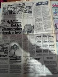 Hürriyet Kelebek Gazetesi - 28 Temmuz 1986 - Kenan Kalav - Bahar Öztan - Fotoroman - Ali Poyrazoğlu - Üstsüz Güzeller - Selami Şahin'den Samimi İtiraf Evlenince Hayatım Düzene Girdi - Derya Arbaş - Yılmaz Zafer - Türkiye Mankenler Kraliçesi Sibel Turnagöl Yürek Hoplatıyor
