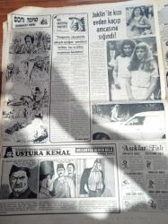 Gün Gazetesi - 13 Kasım 1974 -Nükhet Duru Yakında Evlenirsem Şaşırmayın - Piyanist İlham Gencer - Koraç Kupası Rövanşında Galatasaray Hapoel'i 68 64 Yendi - Ustura Kemal - Yeni Başbakan Sadi Irmak - Onun İçin Kadınlar Akıllarını Erkekler Hayatlarını Kaybettiler Elmas - Zehra Fotoroman - Mine Mutlu - Salih Güney - Enerji Bakanı Cahit Kayra - Bülent Ecevit - Bir Sadistin Vasiyeti