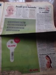 Hürriyet Gazetesi - 4 Ekim 2001 - Hakan Şükür Inter'e Veda Ediyor - Orhan Pamuk İtalyan Kadın Dergisinde - Jodie Foster İkinci Kez Anne - Afganistan'da 53 Bin Asker Vur Emri Bekliyor - Necmettin Erbakan - Recep Tayyip Erdoğan - Kemal Uzan Devlet Su İşleri'ni De Soydu - Kepez Elektrik - 1945'ten Beri İlk ABD Rusya İşbirliği - Kadir İnanır - İbrahim Tatlıses