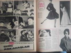 Pazar Aktüalite Sinema Tiyatro Mizah Mecmuası Dergisi Gazetesi - 25 Eylül 1965 - Sayı:470 - Sevda Ferdağ - Genç Kız Kalbi çizgi roman - Boncuk çizgi roman - Türkan Şoray - Fatma Girik - Selma Güneri - Ajda Pekkan - Ayhan Işık - Hülya Koçyiğit - Fikret Hakan - Ediz Hun - Yılmaz Güney - Pervin Par - Leyla Sayar - Muhterem Nur - Filiz Akın - Eşref Kolçak - Orhan Günşiray - Öztürk Serengil - Yıldırım Gürses - Nesrin Sipahi - Muzaffer Akgün - Tunç Başaran - Selma Güneri - Erol Taş - Vahi Öz - Münir Özkul - Ajda Pekkan - Çolpan İlhan - Hüseyin Baraan - Sadi Mutlu - Meral Sayın - Nilgün Utku - Gönül Yazar - Cüneyt Arkın - Tamer Yiğit - Nilüfer Aydan - Tijen Par - Selda Alkor - Fay Deterjan Reklamı - Doktor Kilder çizgi romanı - Kırık Kalp çizgi romanı - Ebediyen Beraberiz fotoromanı - Hanımlar Sizin İçin haberi - Aşk Rüyası haberi - Nüveyre Gültekin - Nermin Kuran - Hasbi Tembeler çizgi romanı fotoğraf ve haberi - Tam Takım Dergi