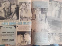 Pazar Aktüalite Sinema Tiyatro Mizah Mecmuası Dergisi Gazetesi - 30 Ağustos 1968 - Sayı:623 - Türkan Şoray - Göksel Arsoy - Muhterem Nur - Hülya Koçyiğit - İzzet Günay - Süleyman Turan - Nilüfer Koçyiğit - Fatma Girik - Altan Erbulak - Öztürk Serengil - Leyla Sayar - Tülin Elgin - Mine Soley - Özkan Yılmaz - Sadri Alışık - Hüseyin Baradan - Türkan Şoray - Rüçhan Adlı - Ve Son Söz Türkan'ın - Meliha Şoray  - Nazan Şoray - Gönül Yazar - Maruf Bekdaş - Şeyh Ahmet - Fikret Hakan - Hüsnü Cantürk - Murat Soydan - Ali Şen - Serap Olguner - Bahri Özkan - Volkan Yıldırım - Fatma Girik - Memduh Ün - Sevim Şengül - Pervin Par - Nuri Sesigüzel - Sema Özcan fotoğraf ve haberi - Çiti Deterjan Reklamı - Stok Hamam Salonu Reklamı - Tam Takım Dergi