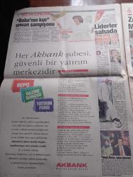 Milliyet Gazetesi - 1 Ağustos 1995 - Bursaspor'un Bileği Bükülmüyor - Gülay Atığ'ın Sporcu Ordusu - Bayanlar Futbolda Dinarsu Fırtınası - Kuzey Irak Barut Fıçısı - MHP Başkanını Alparslan Türkeş Siyasette 30. Yılını Kutluyor - Fatih Altaylı İle Ali Desidero'nun Koruma Polemiği - Nükhet Duru'dan İkinci Evet - Liderler Sahalarda - Tansu Çiller - Süleyman Demirel
