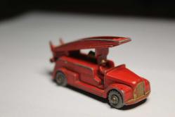 Matchbox (1950'ler) Dennis Fire Engine (no. 9) itfaiye
