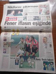 Milliyet Gazetesi - 18 Ocak 1998 - Safiye Ayla Yetimhane'den Doğan Efsane Yazı Dizisi - Grup Vitamin'in Solisti Gökhan Semiz'i Trafik Kazasında Kaybettik - Son Gülen NETAŞ - Türkiye Yunanistan Futbolda Kol Kola - Refah Partisi Kapandı Yeni Parti'nin Başına Kim Geçecek - İstanbul Büyükşehir Belediye Başkanı Recep Tayyip Erdoğan Yeni Oluşumun Hizmetkarıyım - Başsavcı Vural Savaş Refah Partisi'ne Yerine Parti Kurulursa O Da Kapanır - Orgeneral Çevik Bir Necmettin Erbakan'ın Mesut Yılmaz'q Gösterdiği Mektup Kayıtlarımızda Yok