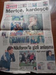 Milliyet Gazetesi - 24 Ocak 1998 - Fenerbahçe Trabzonspor Başkanları Ali Şen İle Mehmet Ali Yılmaz Biraraya Geldi - Barcelona İntikamı- Yerebatan Sarnıcı Çatladı - Özlem Tekin - Hakan Peker - Uğur Mumcu Soruyor - Tansu Çiller'den Onbaşı Savunması - Hülya Avşar Bebeğim Zehra'nın Göbek Bağını Hardward'a Gömeceğiz - DYP Lideri Tansu Çiller'in Eşi Özer Çiller Ağır Cezada Sanık Sandalyesinde - Bill Clinton'ın Seks Skandalı