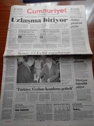 Cumhuriyet Gazetesi - 28 Nisan 1998 - Bisiklette Türkiye'ye İlk Altın Madalyayı Erdinç Doğan Kazandırdı - Saffet Susiç Fenerbahçelilere Umut Vermedi - Fazıl Say - 1 Mayıs'ta Örgütler Alanlarda Olacak - CHP'de Parti İçi Çekişme Büyüyor - Türkiye Ceyhan Koşulunu Getirdi - Turkcell - Telsim - Televizyon Bağımlılık Yapıyor - Anayasa Mahkemesi Başkanı Ahmet Necdet Sezer 12 Eylül Yargılansın - Süleyman Demirel