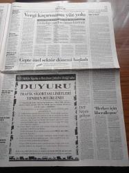 Cumhuriyet Gazetesi - 28 Nisan 1998 - Bisiklette Türkiye'ye İlk Altın Madalyayı Erdinç Doğan Kazandırdı - Saffet Susiç Fenerbahçelilere Umut Vermedi - Fazıl Say - 1 Mayıs'ta Örgütler Alanlarda Olacak - CHP'de Parti İçi Çekişme Büyüyor - Türkiye Ceyhan Koşulunu Getirdi - Turkcell - Telsim - Televizyon Bağımlılık Yapıyor - Anayasa Mahkemesi Başkanı Ahmet Necdet Sezer 12 Eylül Yargılansın - Süleyman Demirel