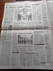 Cumhuriyet Gazetesi - 28 Nisan 1998 - Bisiklette Türkiye'ye İlk Altın Madalyayı Erdinç Doğan Kazandırdı - Saffet Susiç Fenerbahçelilere Umut Vermedi - Fazıl Say - 1 Mayıs'ta Örgütler Alanlarda Olacak - CHP'de Parti İçi Çekişme Büyüyor - Türkiye Ceyhan Koşulunu Getirdi - Turkcell - Telsim - Televizyon Bağımlılık Yapıyor - Anayasa Mahkemesi Başkanı Ahmet Necdet Sezer 12 Eylül Yargılansın - Süleyman Demirel